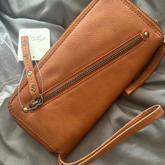 NOT FOR SALE Free people vegan wallet - Picture 3 of 3